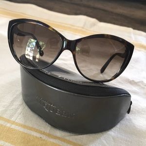 Alexander McQueen sun glasses